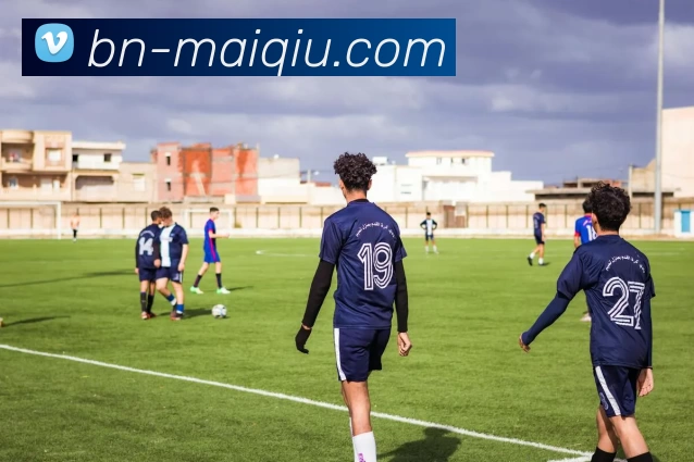 足球赛事分析APP 体育赛事宣传图